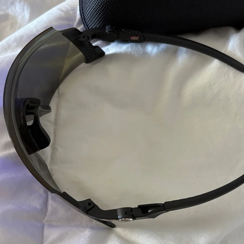 Oakley Kato Vibrant Blue/purplish Goggles with Black Case